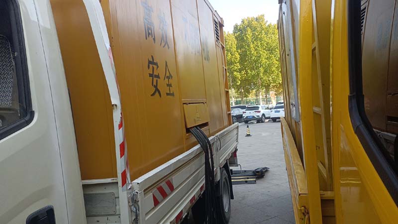 昭苏如何判断柴油发电机组和UPS电源的切换时间是否符合要求？